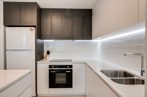Iconic Kirra Beach Resort - Accommodation 4U 12