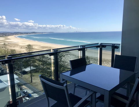 Iconic Kirra Beach Resort - Accommodation 4U 18