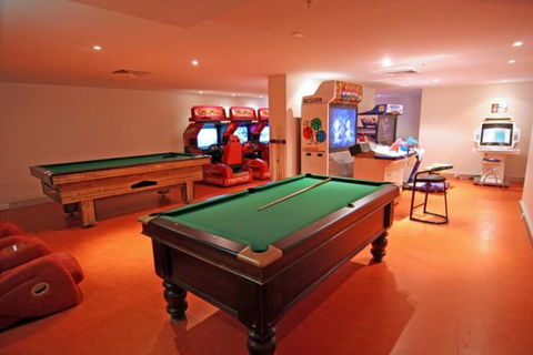 Beach Stay - Ocean & Riverview Resort Chevron Renaissance Central Surfers Paradise - Accommodation 4U 29