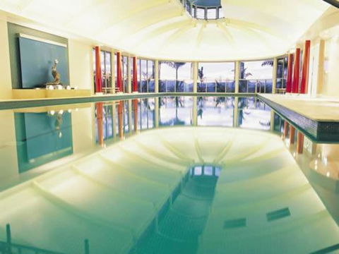 Beach Stay - Ocean & Riverview Resort Chevron Renaissance Central Surfers Paradise - Accommodation 4U 16