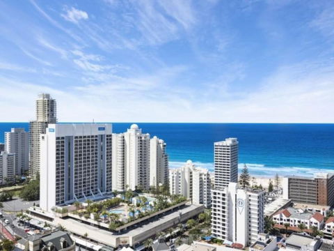 Beach Stay - Ocean & Riverview Resort Chevron Renaissance Central Surfers Paradise - Accommodation 4U 24