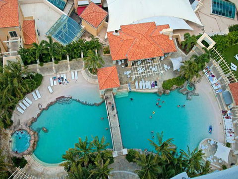 Beach Stay - Ocean & Riverview Resort Chevron Renaissance Central Surfers Paradise - Accommodation 4U 12