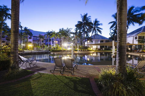 Coral Sands Beachfront Resort - Accommodation 4U 23
