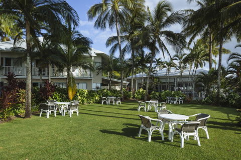 Coral Sands Beachfront Resort - Accommodation 4U 10