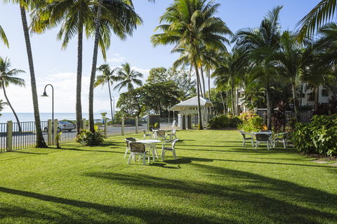 Coral Sands Beachfront Resort - Accommodation 4U 11