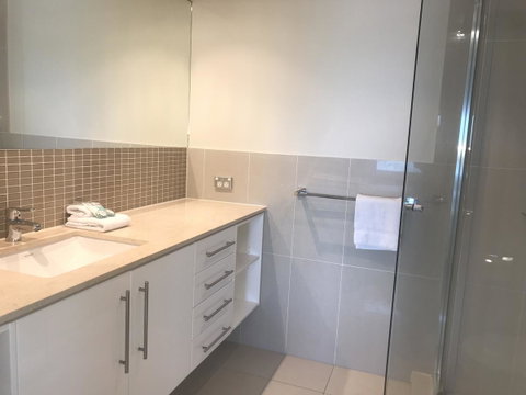 Proximity Waterfront Apartments - Accommodation 4U 11