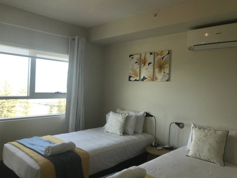 Proximity Waterfront Apartments - Accommodation 4U 15