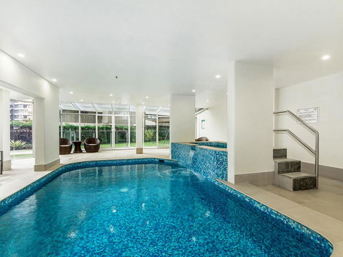 Sunbird Beach Resort Main Beach - Accommodation 4U 42