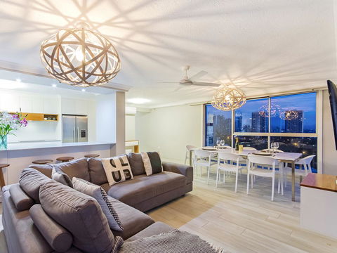 Sunbird Beach Resort Main Beach - Accommodation 4U 4
