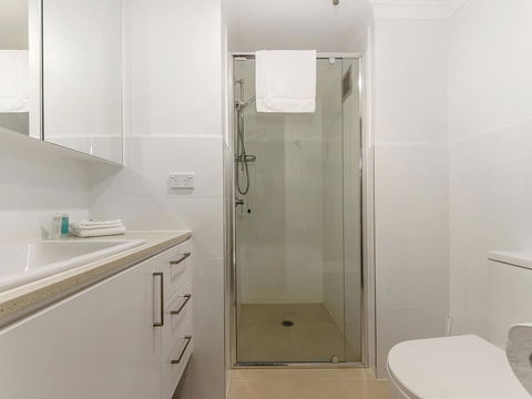 Sunbird Beach Resort Main Beach - Accommodation 4U 29