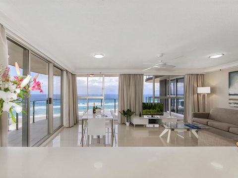 Sunbird Beach Resort Main Beach - Accommodation 4U 18