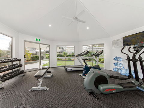 Sunbird Beach Resort Main Beach - Accommodation 4U 40