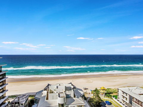 Sunbird Beach Resort Main Beach - Accommodation 4U 14