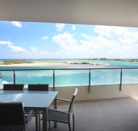 Monaco Caloundra - Accommodation 4U