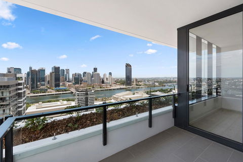 Ivy And Eve Apartments By CLLIX - Accommodation 4U 41