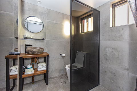 The Pink Hotel Coolangatta - Accommodation 4U 14