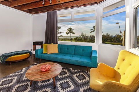 The Pink Hotel Coolangatta - Accommodation 4U 16