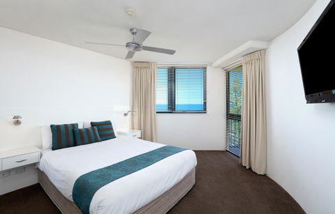Peninsular Beachfront Resort - Accommodation 4U 10