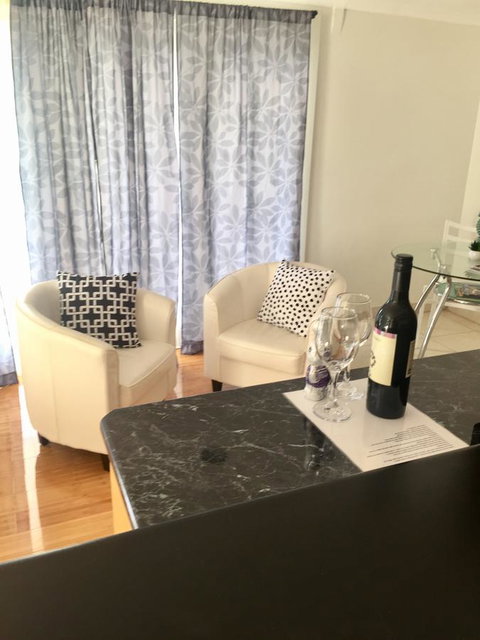 Bella By The Beach - Accommodation 4U 10