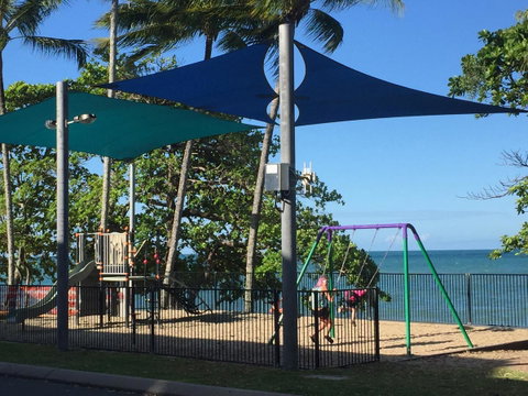Bella By The Beach - Accommodation 4U 34
