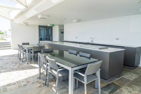 Rhapsody Resort - Official - Accommodation 4U 19
