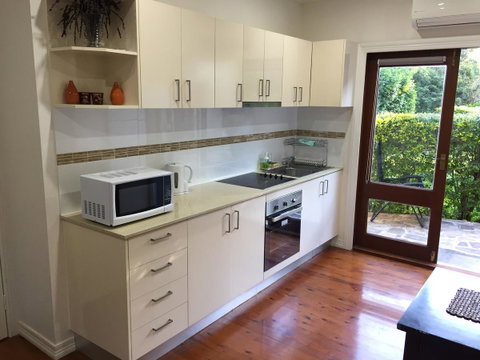 Gold Coast Way Brisbane - Accommodation 4U 3