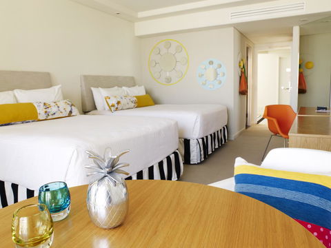 QT Gold Coast - Accommodation 4U 9