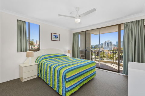Columbia Beachfront Apartments On Rainbow Bay - Accommodation 4U 20