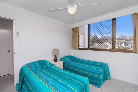 Columbia Beachfront Apartments On Rainbow Bay - Accommodation 4U 10