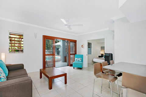 Mantra Aqueous On Port - Accommodation 4U 4