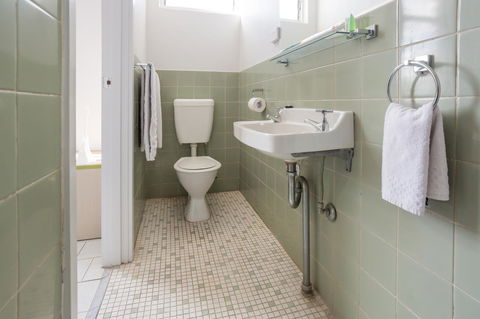 Nightcap At Emerald Star Hotel - Accommodation 4U 15