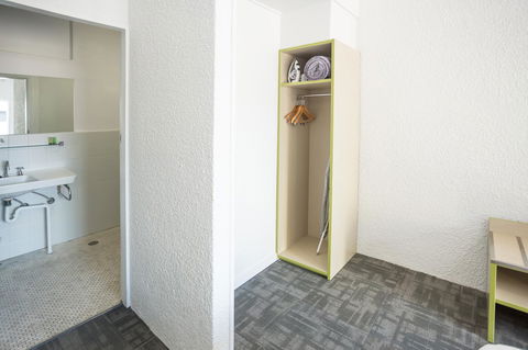 Nightcap At Emerald Star Hotel - Accommodation 4U 9