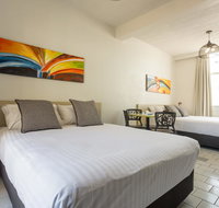Nightcap at Emerald Star Hotel - Accommodation 4U