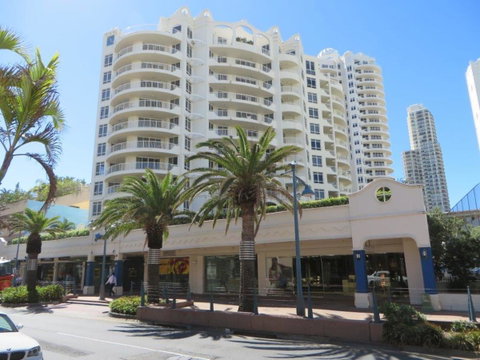 APR Private SUITES MOROC By The Beach - Accommodation 4U 9