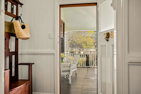 Frangipani House - Accommodation 4U 2