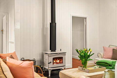 Frangipani House - Accommodation 4U 9