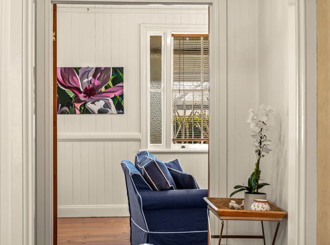 Frangipani House - Accommodation 4U 5