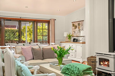 Frangipani House - Accommodation 4U 8