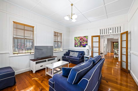Frangipani House - Accommodation 4U 4