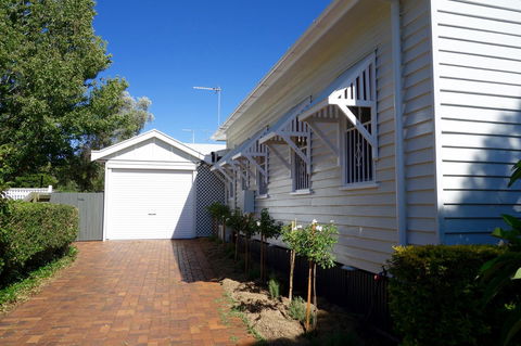 Frangipani House - Accommodation 4U 35