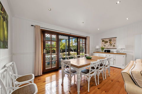 Frangipani House - Accommodation 4U 13