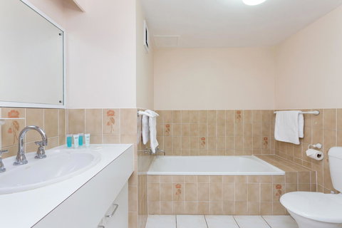 Capricornia Apartments - Accommodation 4U 10