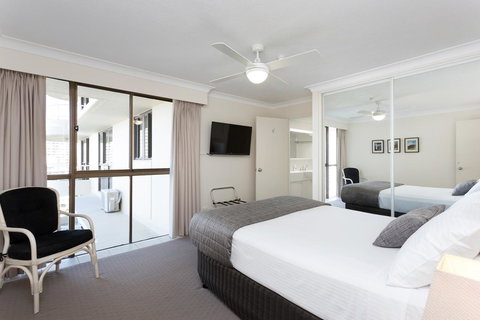 Capricornia Apartments - Accommodation 4U 1