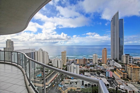 The Towers Of Chevron Renaissance - Holidays Gold Coast - Accommodation 4U 36