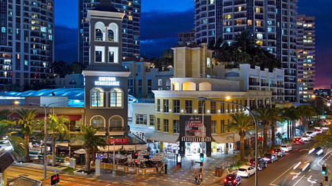 The Towers Of Chevron Renaissance - Holidays Gold Coast - Accommodation 4U 14