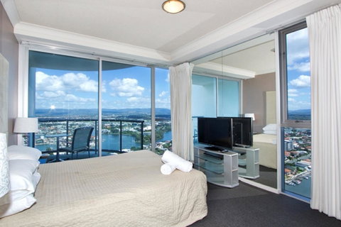 The Towers Of Chevron Renaissance - Holidays Gold Coast - Accommodation 4U 8