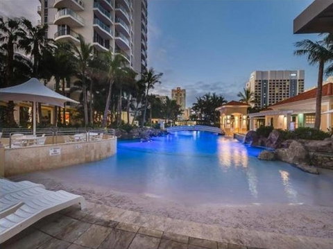 The Towers Of Chevron Renaissance - Holidays Gold Coast - Accommodation 4U 6