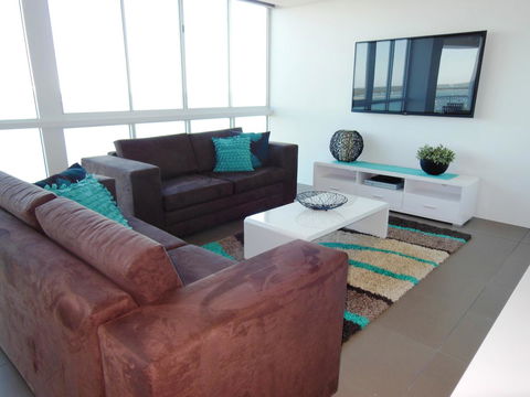 Crystal Bay On The Broadwater - Accommodation 4U 39