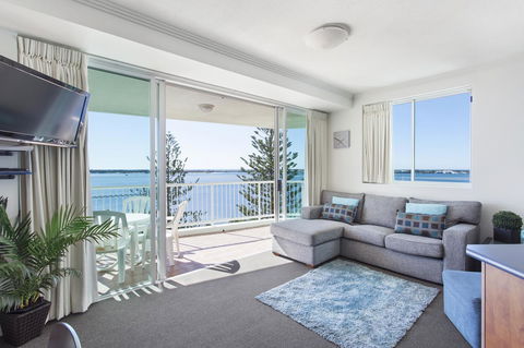 Crystal Bay On The Broadwater - Accommodation 4U 17