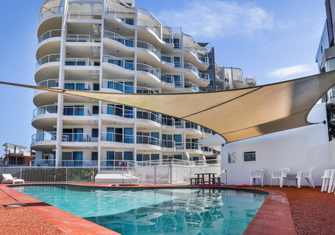 Regency On The Beach - Accommodation 4U 2